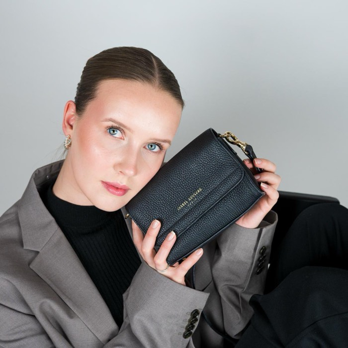 Isabel Bernard — Spec Ad