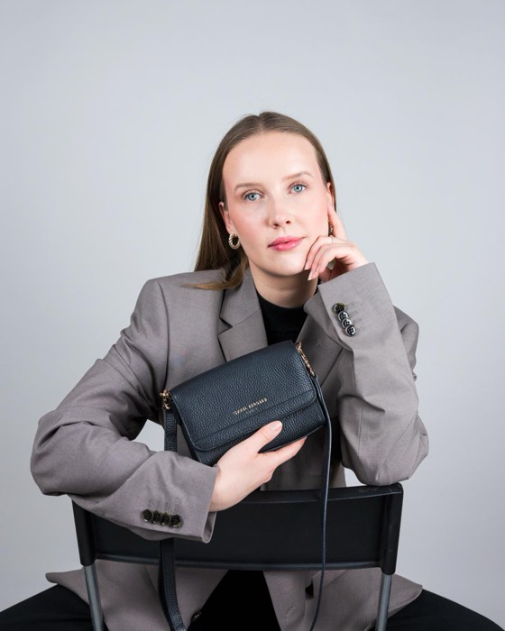 Isabel Bernard — Spec Ad