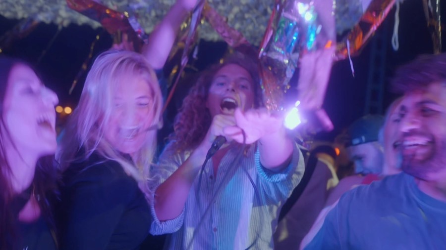 Equa Tu — Welle — Musikvideo