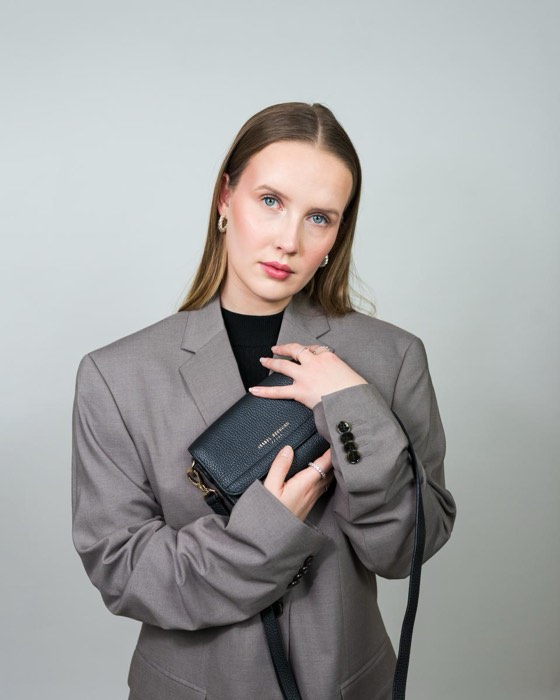 Isabel Bernard — Spec Ad